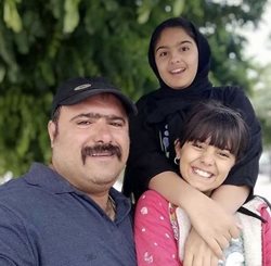سلمان سریال «نون خ» در کنار دخترانش + عکس