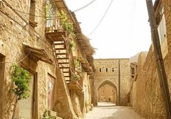 روستای قلات در شیراز؛ زیباترین روستای پلکانی منطقه