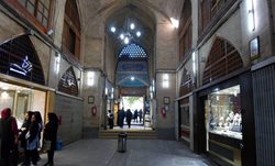نورپردازی بازار هنر اصفهان تغییر کرده است