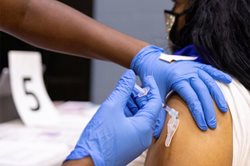 بررسی عارضه التهاب قلبی در نوجوانان دریافت کننده واکسن کرونا
