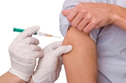 آیا ترکیب دو واکسن کرونا موثر است؟