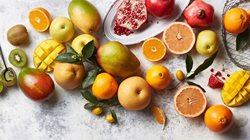 8 میوه کم قند را هر روز مصرف کنید