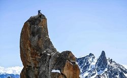 صعود به کوه مون بلان بین فرانسه و ایتالیا + عکس