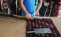 پرداخت قالی دستباف ترکمن در آق قلا + تصاویر