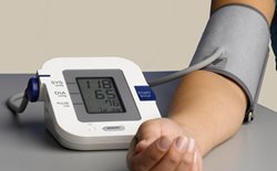 روش صحیح استفاده از دستگاه دیجیتال فشار خون