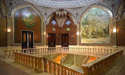 کاخ موزه هنر ایران نمایش تمام عیار هنر دست استادکاران ایرانی است