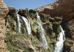 آبشار شیخ علیخان کجاست؛ آبشاری حیرت انگیز و خاص
