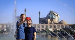 صدور ویزای توریستی ایران متوقف نشده است