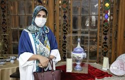 بانوی ایرانی برگزیده پنجمین جایزه بین المللی صنایع دستی 2021 شد