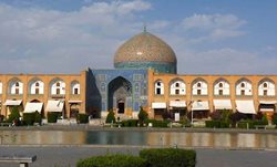 مسجد شیخ لطف الله یکی از زیباترین مساجد ایران است