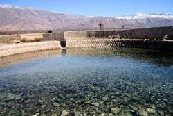 چشمه رنجان یکی از چشمه های تاریخی کازرون است