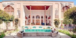 عمارت بخردی یکی از بناهای تاریخی اصفهان به شمار می رود