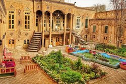 خانه داروغه یکی از زیباترین خانه های تاریخی مشهد است