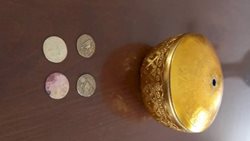 کشف و ضبط 4 سکه و یک شی فلزی تاریخی در لرستان