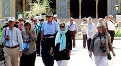 نگاهی به موانع توسعه گردشگری در ایران