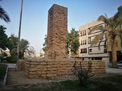 قبر جنرال یکی از جاذبه های گردشگری بوشهر به شمار می رود