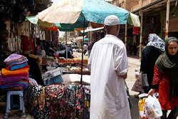 بازار عبدالحمید یکی از معروف ترین بازارهای اهواز است