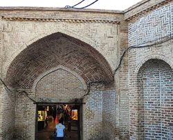 کاروانسرای میرزا سید رضا یکی از بناهای تاریخی خرم آباد است