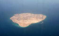 تنب بزرگ جزیره ای ایرانی در خلیج فارس است