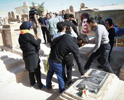 درخواست عراق از ایران برای ساخت مقبره برای رئیسعلی دلواری و سلمان فارسی در عراق