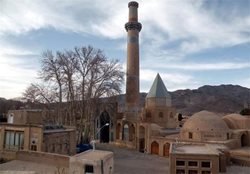 بقعه شیخ عبدالصمد نطنزی یکی از جاذبه های گردشگری استان اصفهان است