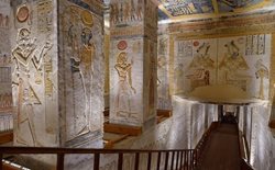 مجلل ترین مجموعه مقبره های سلطنتی مصر با نام دره پادشاهان شناخته می شود