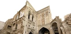 برخی از بناهای تاریخی دزفول بر اثر عوامل انسانی و به دست مالکان خصوصی تخریب و نابود شده اند