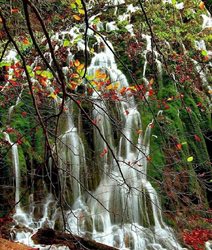 آبشار اوبن یکی از زیباترین جاذبه های طبیعی استان مازندران است