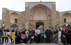 بازدید دانشجویان دانشگاه علم و صنعت از آثار تاریخی قزوین