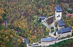 قلعه کارلستاین یکی از جاذبه های گردشگری چک است