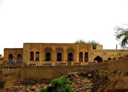 ترکهایی در سقف خانه تاریخی مرعشی شوشتر به وجود آمده اند
