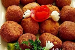 هلو کباب کرمانشاهی یکی از خوش طعم ترین غذاهای کرمانشاه است