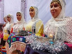 لباس بومی و محلی اقوام ایرانی ظرفیتی برای جذب گردشگر به شمار می رود