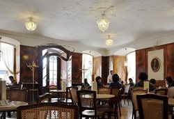 کافه توماسلی یکی از برترین کافه های سالزبورگ است