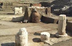باستان شناسان با کاوش در یکی از شهرهای باستانی مصر به بقایای یک معبد دست یافتند