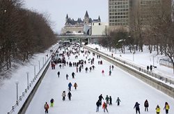 فستیوال زمستانی وینترلود یکی از فستیوال های دیدنی کانادا است