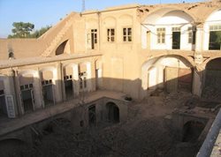تیمچه هراتی یکی از بناهای تاریخی استان یزد به شمار می رود