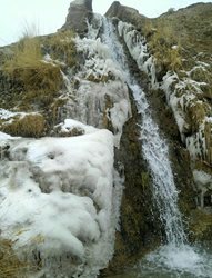 آبشار کاخک یکی از جاذبه های طبیعی خراسان رضوی است