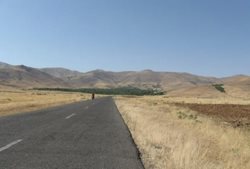 روستای ایوراع یکی از روستاهای دیدنی استان همدان است