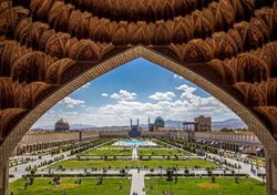 پایش گنبد مسجد جامع عباسی و میدان نقش جهان با همکاری یکی از دانشگاه های ایتالیا