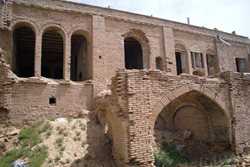 با بودجه اندک نمیتوان از آثار تاریخی چهارمحال و بختیاری محافظت کرد