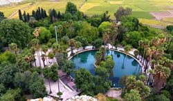 درب باغ چشمه بلقیس چرام به روی گردشگران و مسافران نوروزی بسته شده است
