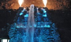 آبشار بیلقان یکی از جاذبه های گردشگری کرج به شمار می رود