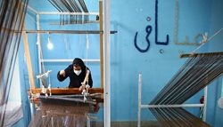 25 میلیارد تومان رهاورد سفر دوم رئیس جمهور برای فعالان صنایع دستی استان بوشهر است