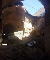 علت ریزش سقف بخشی از بازار قیصریه قزوین هنوز مشخص نشده و در حال بررسی است