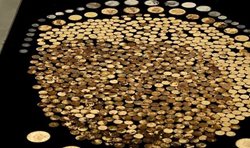 یک مرد ساکن آمریکا مجموعه بزرگی از سکه های تاریخی طلا و نقره را کشف کرد