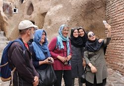 برنامه بازاریابی و تحولی صنعت گردشگری ایران باید مردم محور شود
