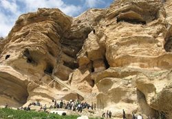 تخلف در خاک استان همسایه و به اغما رفتن ثبت جهانی غار کرفتو