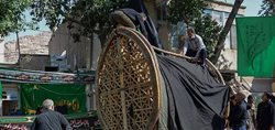 نخل گردانی یک آیین مذهبی 400 ساله در استان مرکزی است