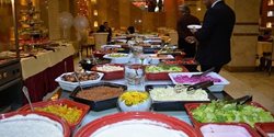 رستوران های نزدیک هتل قصر طلایی مشهد